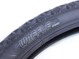 Plášť MTB-BMX 20" WAFFLE   20 x 2.125 drát