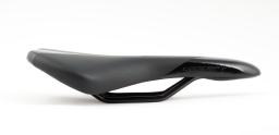 DDK-5095 Concept sedlo - barva černá