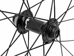 Shimano WH-MT501  29" Disc, Center Lock,  boost 15x110mm + 12x148mm, MicroSpine 12kolo zapletená kola MTB