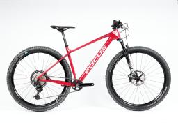 Kolo MTB 29"  FOCUS Raven 8.8 Shimano XT 1x12 , velikost M -18" červená - lesklá