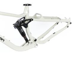 Celoodpružené  MTB 29" Lee Cougan Quest  Shimano Deore  1x12 , velikost   M -17,5" (44cm) - barva šedá lesklá