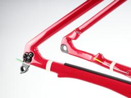 Kolo MTB 29"  FOCUS Raven 8.8 Shimano Deore 1x12 , velikost M -18" červená - lesklá