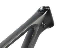 Celoodpružený karbonový rámový set   MTB 29" Lee Cougan Crossfire , velikost  S -16" (42cm) barva černá/chameleon lesk