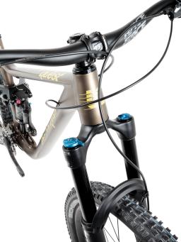 Celoodpružené  MTB 29" Lee Cougan Quest SHIMANO Deore XT Di2 M8250 1x12 velikost M (17,5" / 44 cm) - barva hnědozlatá matná