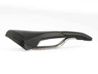 Selle Italia X-LR Air Cross SUPERFLOW  TI316 sedlo  černé