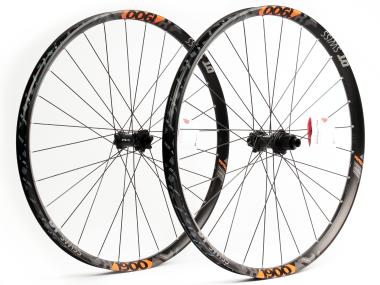 DT Swiss H1900 Spline Hybrid MTB 27,5" 35 mm IS zapletená kola
