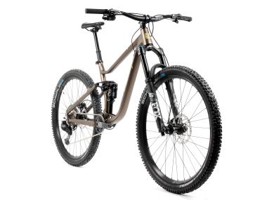 Celoodpružené MTB 29" Lee Cougan Quest SHIMANO Deore XT Di2 M8250 1x12 , velikost L – 19" (48 cm), hnědozlatá matná
