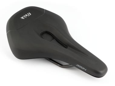Fizi:k  Terra Aidon X5 sedlo- černé