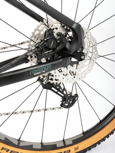 Kolo MTB 29"  Lee Cougan Revenge,  Shimano Deore  1x12 , velikost M – 19"   zeleno-černá matná