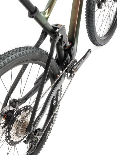 Celoodpružené MTB 29" kolo Spyder Cross  SRAM X01 Eagle 1x12 velikost  M – 18" (46 cm)    – barva dle přání
