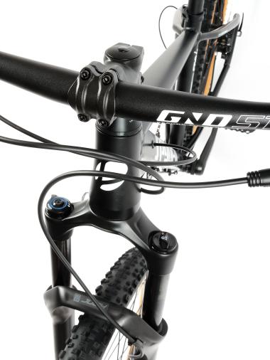 Kolo MTB 29"  Spyder Conad  Shimano CUES U6000 1x10 , velikost  M-19" – barva dle přání