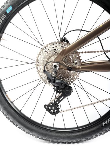 Celoodpružené  MTB 29" Lee Cougan Quest  Shimano Deore  1x11, velikost  S – 16" (40,5 cm), hnědozlatá matná