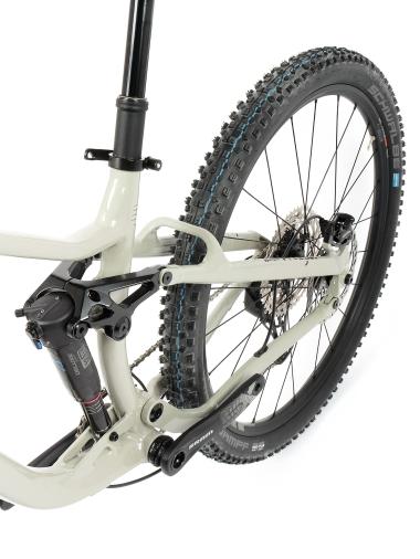 Celoodpružené MTB 29" Lee Cougan Quest Sram SX Eagle 1x12, velikost S – 16" (40,5 cm), šedá lesklá