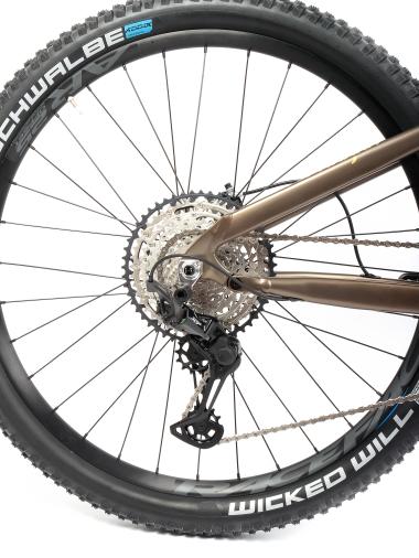 Celoodpružené MTB 29" Lee Cougan Quest Shimano XT/SLX 1x12, velikost M – 17,5" (44 cm), hnědozlatá matná