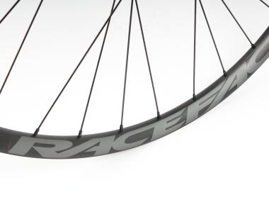 Zapletená kola MTB 29" Race Face Disc - DT SWISS DT 370 Disc Micro Spline 6děr, přední Boost 15x110mm, zadní Boost 12x148mm