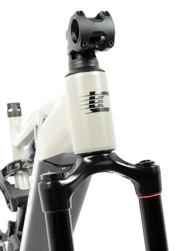 MTB 29"/27,5"  E-bike kompletní  set  Lee Cougan E-Quest -  Brose Drive S-Mag 90Nm ,720Wh-20Ah , vidlice Rock Shox 35 Silver TK Air 150mm , tlumič Rock Shox Deluxe Select + ,  velikost M -17,5" (45cm) , barva černo- šedá matná