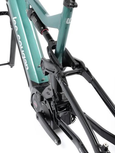 Celoodpružené elektrokolo  MTB 29"/27,5" Lee Cougan E-Quest – Brose S / 725 Wh, 20 Ah / Shimano XT 1x12 , velikost M – 17,5" – barva černo-military green lesklá