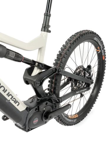Celoodpružené elektrokolo  MTB 29"/27,5" Lee Cougan E-Quest – Brose S / 725 Wh, 20 Ah / Shimano SLX 1x12, velikost M – 17,5" – barva černo-šedá matná