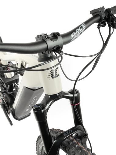 Celoodpružené elektrokolo  MTB 29"/27,5" Lee Cougan E-Quest – Brose S / 725 Wh, 20 Ah / Shimano Deore  1x12, velikost  S – 16" – barva černo-šedá matná