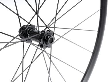 Zapletené přední kolo Silniční/Gravel  Mavic Open Disc /Formula Disc Center Lock  12/100mm