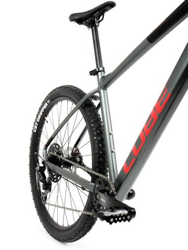 Kolo MTB 29" Cube Analog Shimano CUES U6000 1x10, velikost L – 18",  kovověšedá (flashgrey)