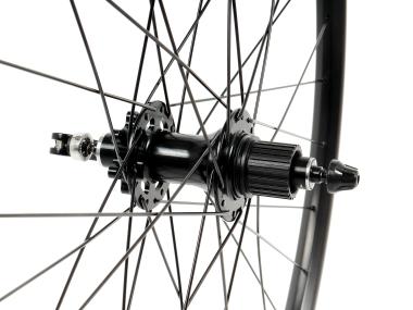 Zapletená kola MTB 29"/ Trek 28" WTB   STi23 TCS Disc- NOVATEC D041SB-B15-Boost / Formula  DC310 Disc 6děr- pár