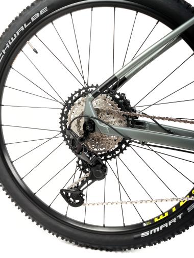 Kolo MTB 29" Cube Aim Race Shimano Deore XT/SLX 1x12, velikost L – 18", kovověšedá (flashgrey)