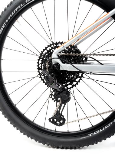 Kolo MTB 27,5" Cube Aim Race Shimano Deore XT/SLX 1x12, velikost S – 14", stříbrná