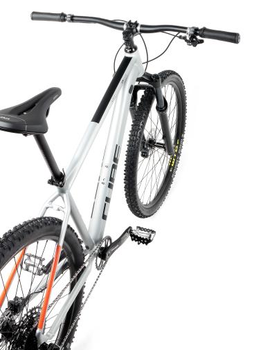Kolo MTB 29" Cube Aim Race Sram NX Eagle 1x12, velikost L – 18", stříbrná