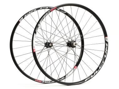 Fulcrum E-METAL 700  MTB 29" zapletená kola Disc  6děr  přední 15x110 mm zadní 12/148mm  Boost Sram XD barva černá