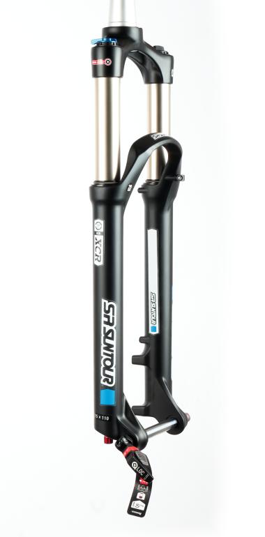 SR Suntour XCR32 LO-Air, odpružená vidlice MTB 27,5", Boost 15x110mm , zdvih 120mm , offset 51mm , PostMount