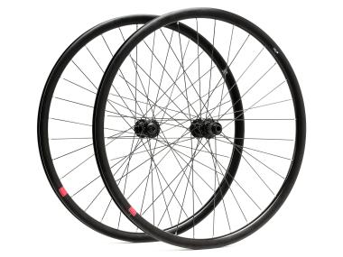 Zapletená kola Gravel/Silniční Mach1 560 Disc – Shimano HB-RS470/Shimano FH-MT400 – 12x100/12x142 – Disc Center Lock – pár