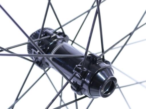 Zapletená kola silniční Novatec Ultralight /Noxon  Carbon 40mm   Disc - centerlock , Shimano,Galuskové pár přední + zadní kolo