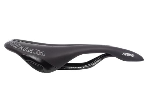 Selle Italia Novus Flow Magnesium sedlo