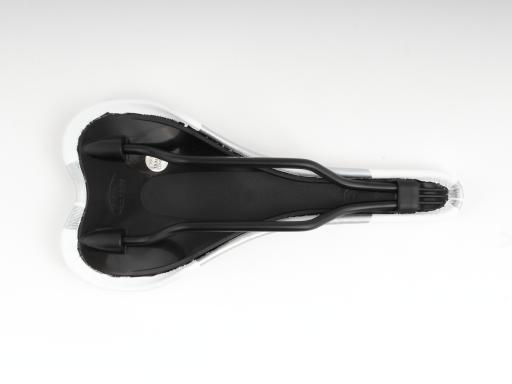 Selle Italia X1, bílé pánské sedlo