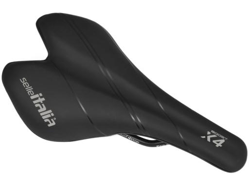 Selle Italia X4 Boost FeC sedlo