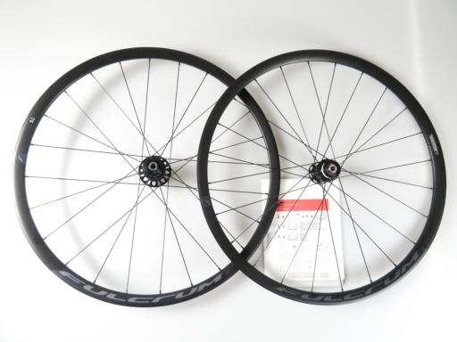 Fulcrum Racing 600 DB 2-Way Fit 28" 20 mm CL Boost XDR silniční zapletená kola