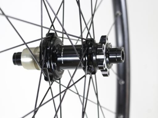 Zapletená kola  MTB 29" Gipiemme  30mm/Syntace Straight  Sram XD  Boost 15x110 / 12x148mm