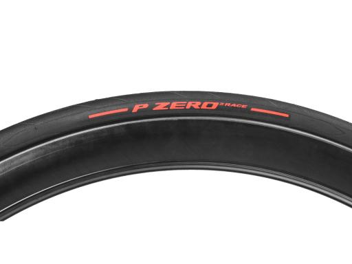 PIRELLI P ZERO™ Race  Color Edition Red plášť silniční, kevlar 700x28C