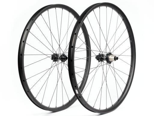 Zapletená kola  MTB 29" Syntace V25i 25mm Shimano Microspline  Boost 15x110 / 12x148mm