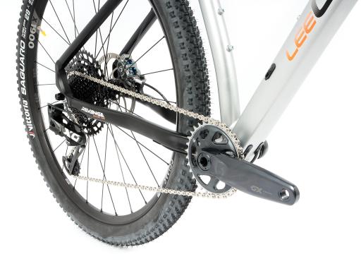 Kolo MTB 29"  Lee Cougan Revenge SRAM X01 Eagle 1x12 , velikost  XS -15,5" stříbrno-černá matná