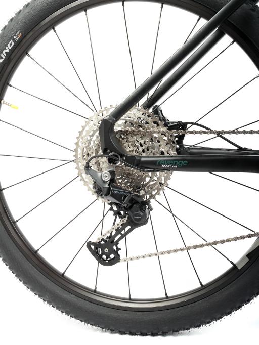 Kolo MTB 29"  Lee Cougan Revenge,  Shimano Deore  1x12 , velikost M – 19"   zeleno-černá matná