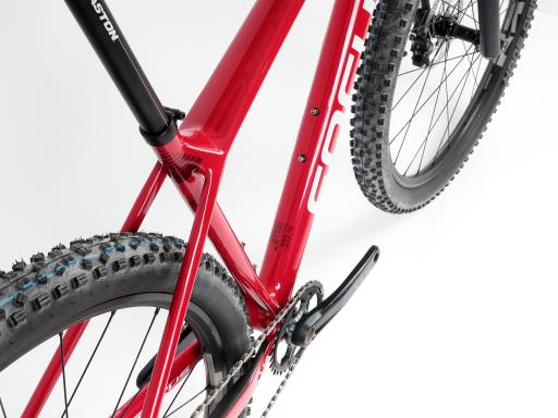 Kolo MTB 29"  FOCUS Raven 8.8 Shimano Deore 1x12 , velikost M -18" červená - lesklá