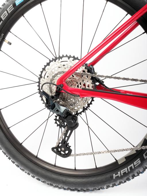 Kolo MTB 29"  FOCUS Raven 8.8 Shimano Deore 1x12 , velikost M -18" červená - lesklá