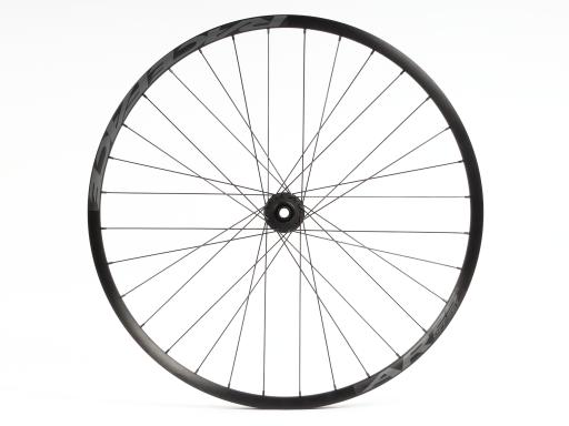 Zapletená kola MTB 29" Race Face Disc - DT SWISS DT 370 Disc Micro Spline 6děr, přední Boost 15x110mm, zadní Boost 12x148mm