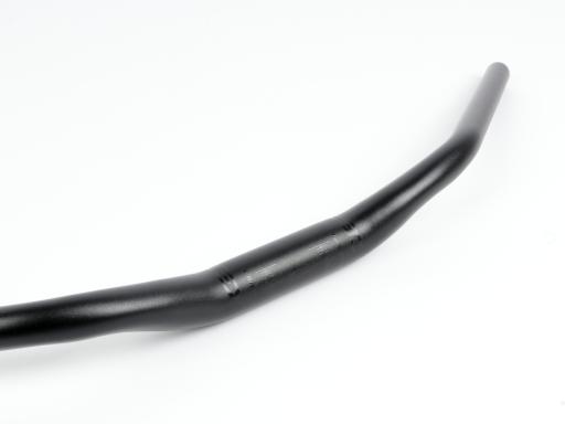 Řídítka  Ergo  Treking   Alu 31.8mm , šířka 690mm , černé matné