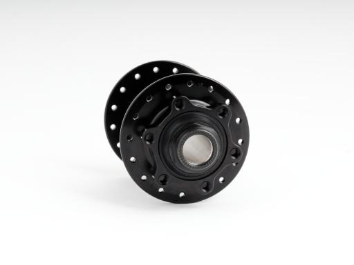 Formula  DC-51 hub front  - Disc 6-bolt  , 15x100mm spindle, 32-spoke