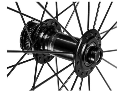 Fulcrum Racing 900DB Disc Center Lock / 2way fit 22mm HG silniční/gravel zapletená kola