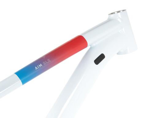 Kolo MTB 27,5" Cube Aim SLX Shimano Deore 1x11, velikost S – 14", bílá